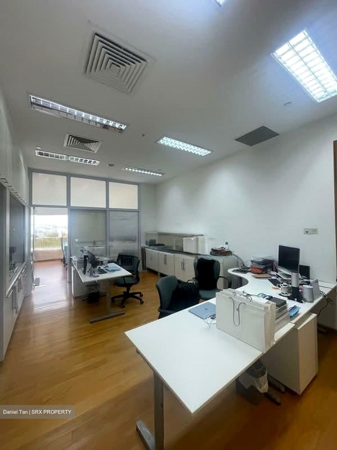The Central (D1), Office #554777431